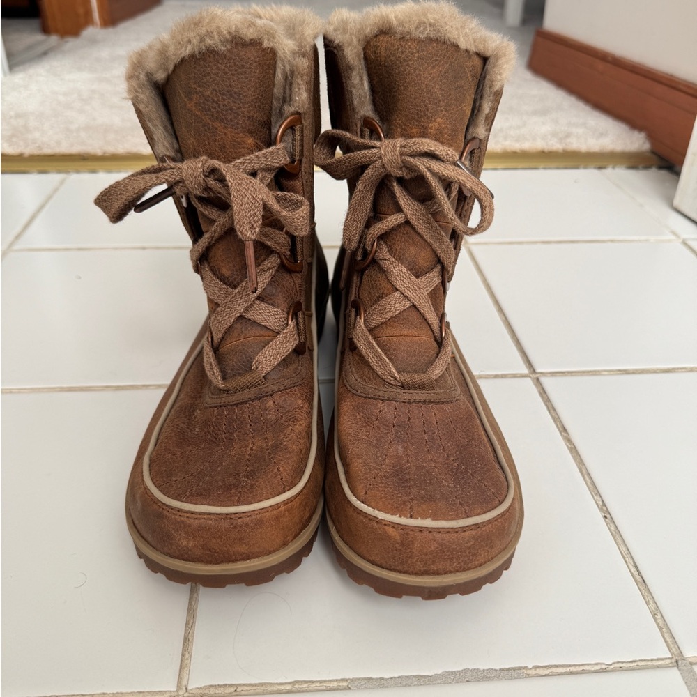 Sorel Women Brown Winter Boots